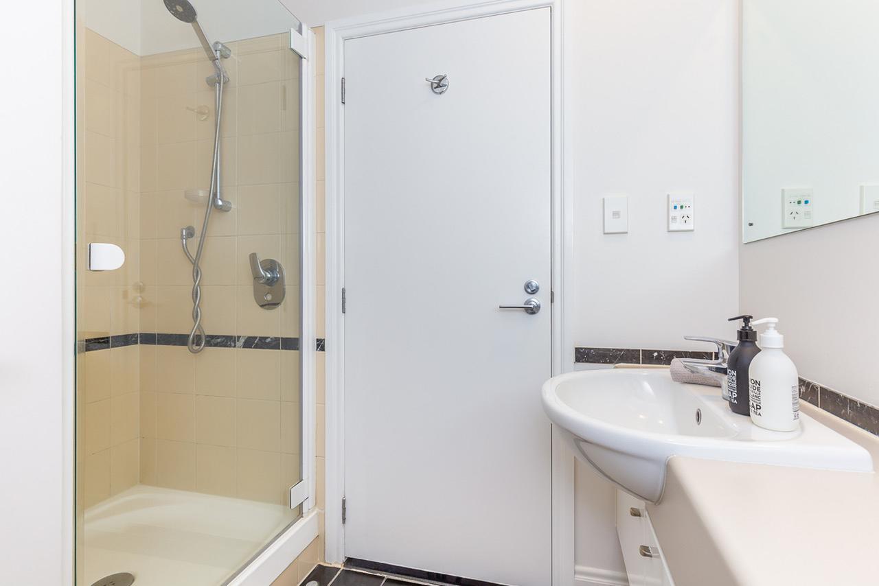 Gorgeous Apartment! Nice Views, Pool And Gym. Auckland Exterior photo